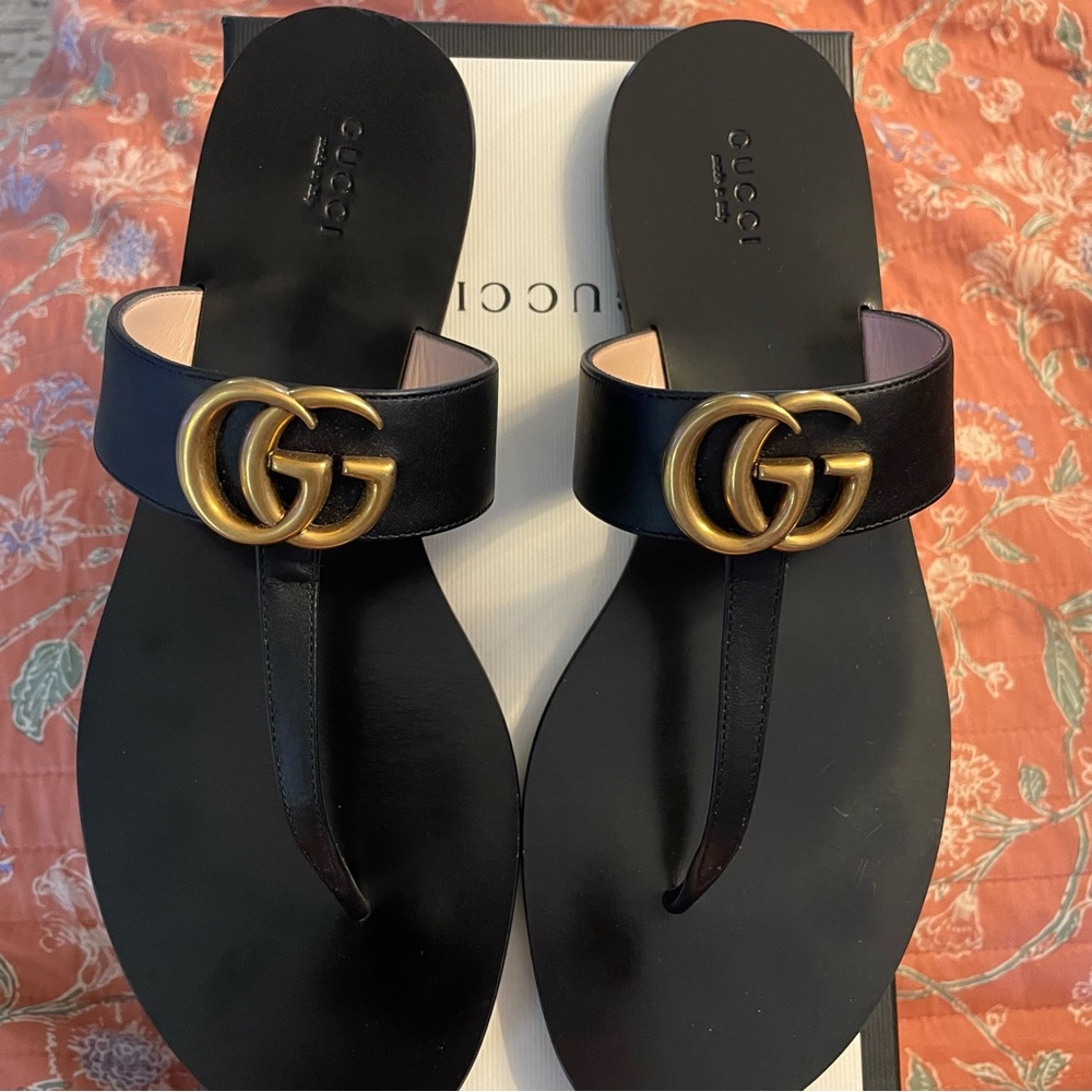 Gucci Marmont GG thong leather sandal
